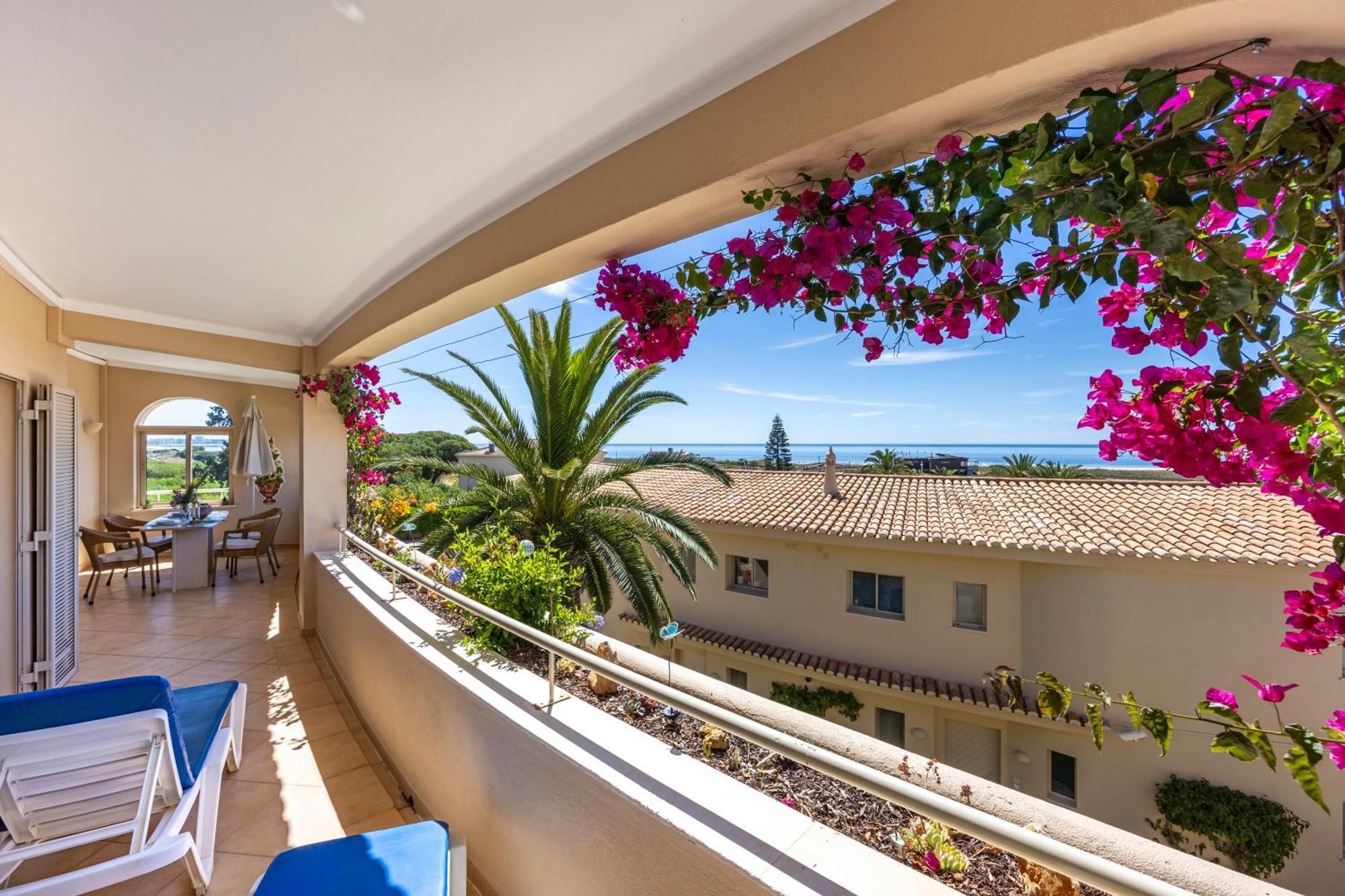 Vila Palmeira Beach Resort Lagos Exterior photo