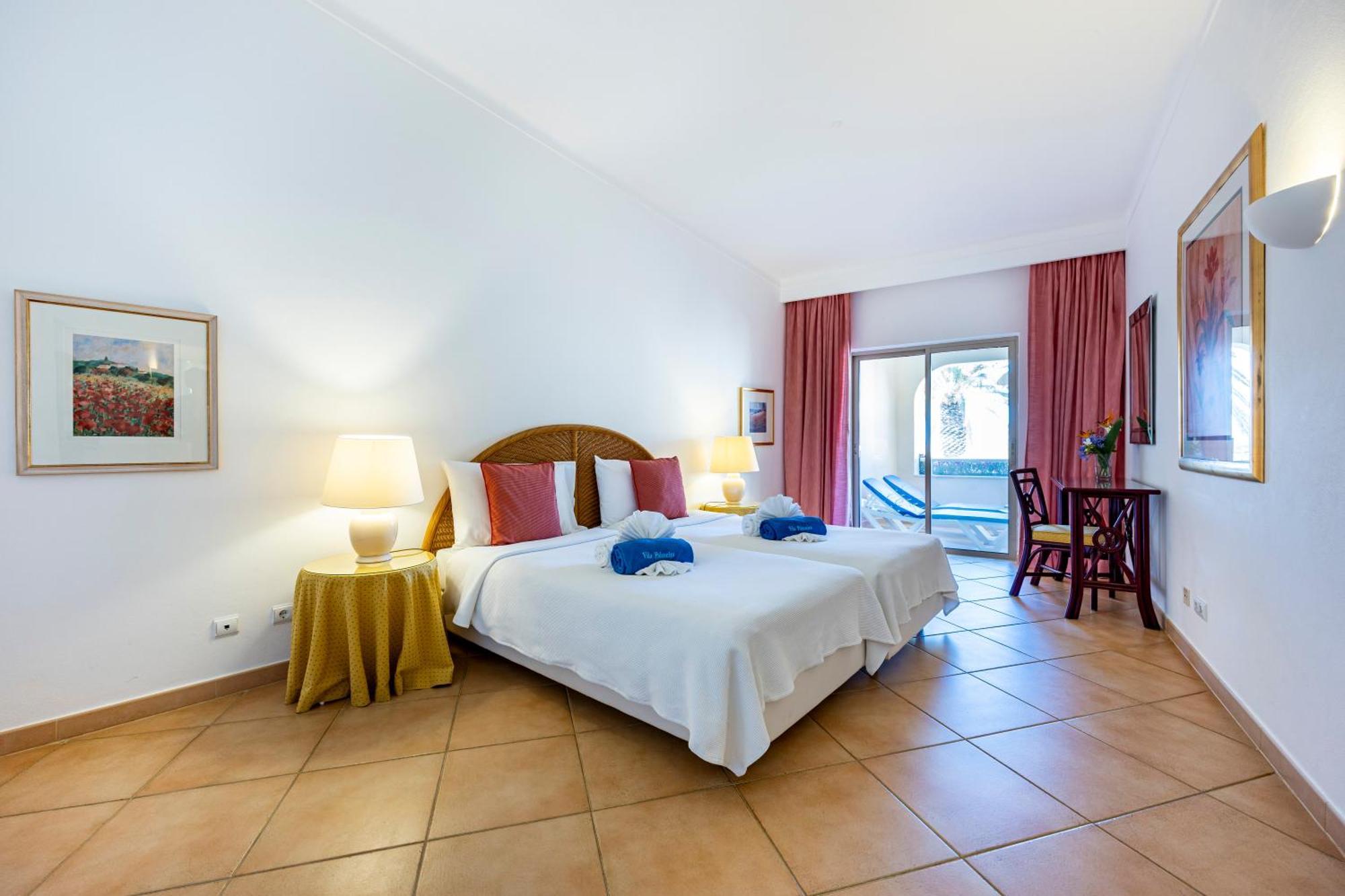 Vila Palmeira Beach Resort Lagos Exterior photo