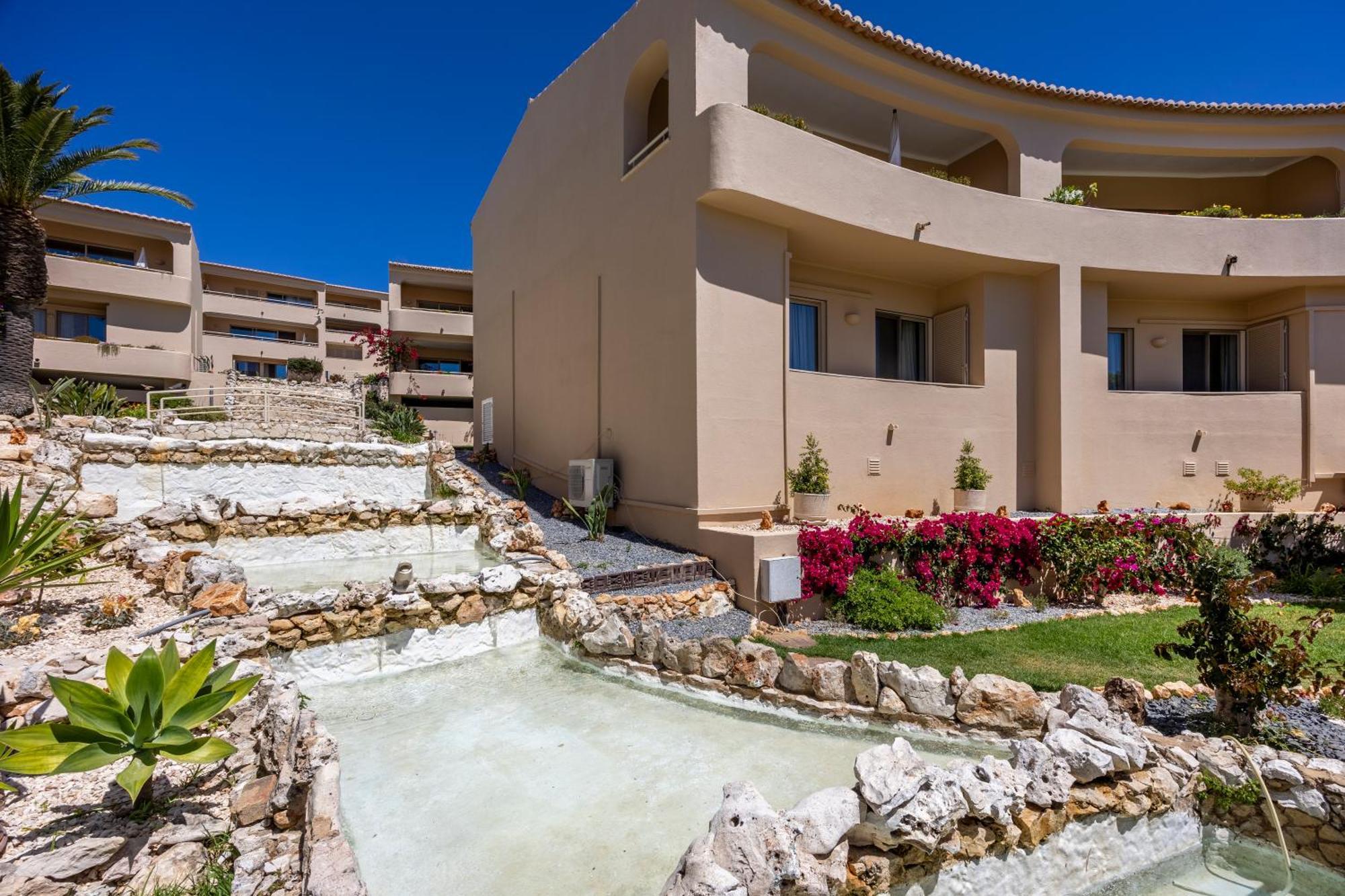 Vila Palmeira Beach Resort Lagos Exterior photo
