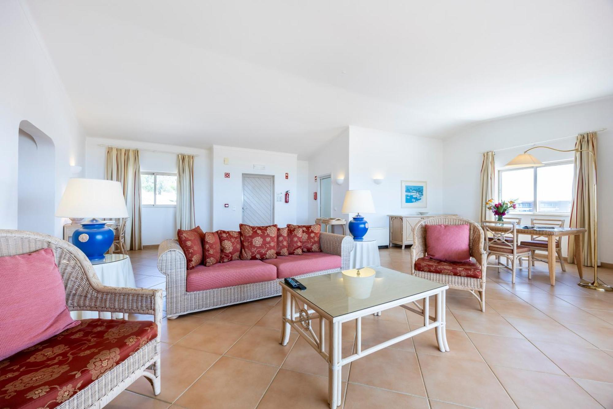 Vila Palmeira Beach Resort Lagos Exterior photo